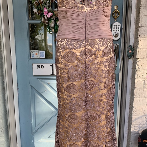 NWOT GLS Apparel Large Beaded Mocha Lace Nude Lined Mermaid Gown Cap Sleeves - Picture 15 of 15